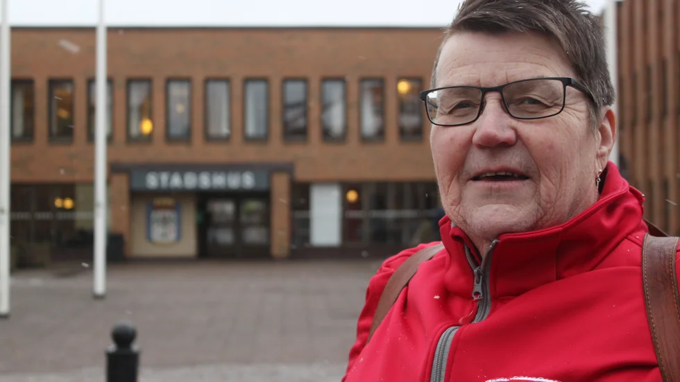 Lena Kidsten har varit ordförande i Kommunals sektion i Vimmerby i nära 20 år. I samband med årsmötet den 6 februari lämnar hon över uppdraget - två kandiderar om posten.