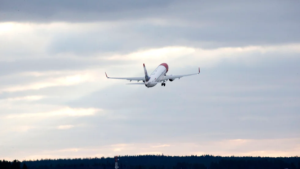 Norrlands fyra handelskammare efterlyser mer pengar till upphandlat flyg. (Arkivbild)