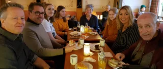 Farsdagsmingel med fika på stan