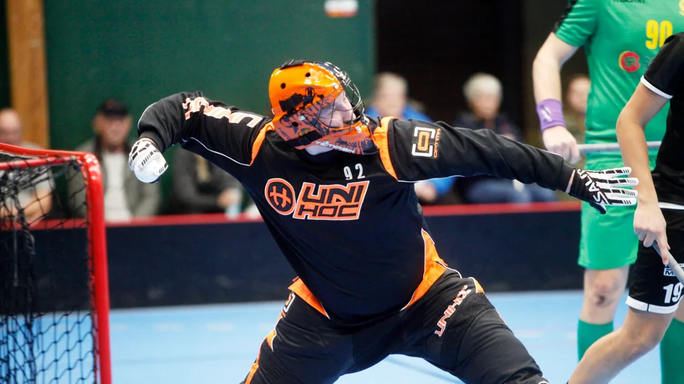 Södra Trögds målvakt Daniel Huhtala höll siffrorna nere under stor del av matchen.