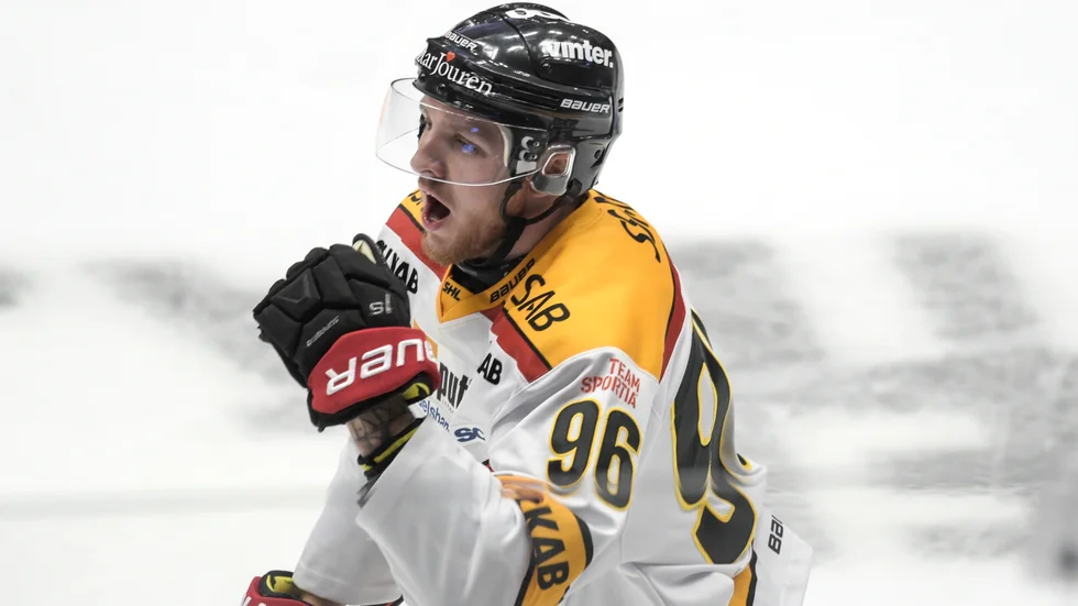Kovacs gjorde ett av målen i 5–0 segern.