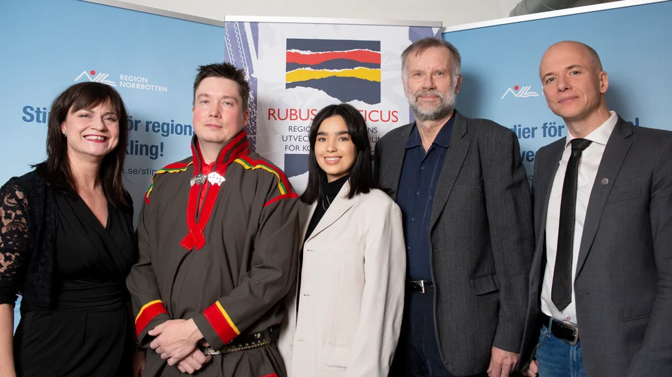Från vänster: Charlotte Lindmark, Anders Sunna, Anna-Sofia Monroy, Roland Jansson och Daniel Åberg är fem av stipendiaterna.