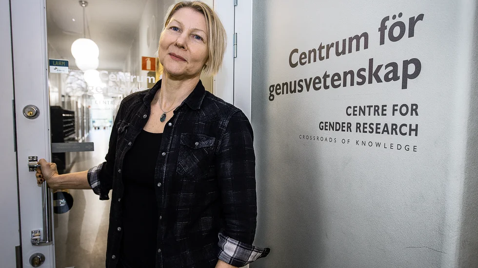 Renita Sörensdotter är genusforskare. I hotmejlen som skickas kan det till exempel stå "du är en äcklig feministisk fitta som borde dö".