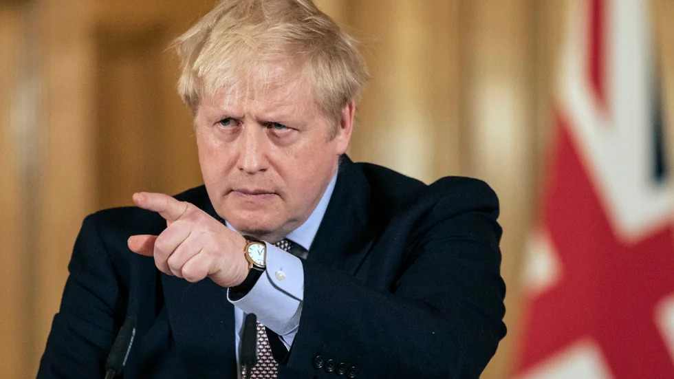Boris Johnson hann knappt bli av med Brexit förrän Corona tog över scenen.  Nu får han - likt världens övriga ledare - pröva sig fram för att hitta lämpliga åtgärder för att Get Corona done. 