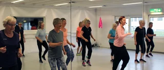 Populär buggdans för de äldre 
