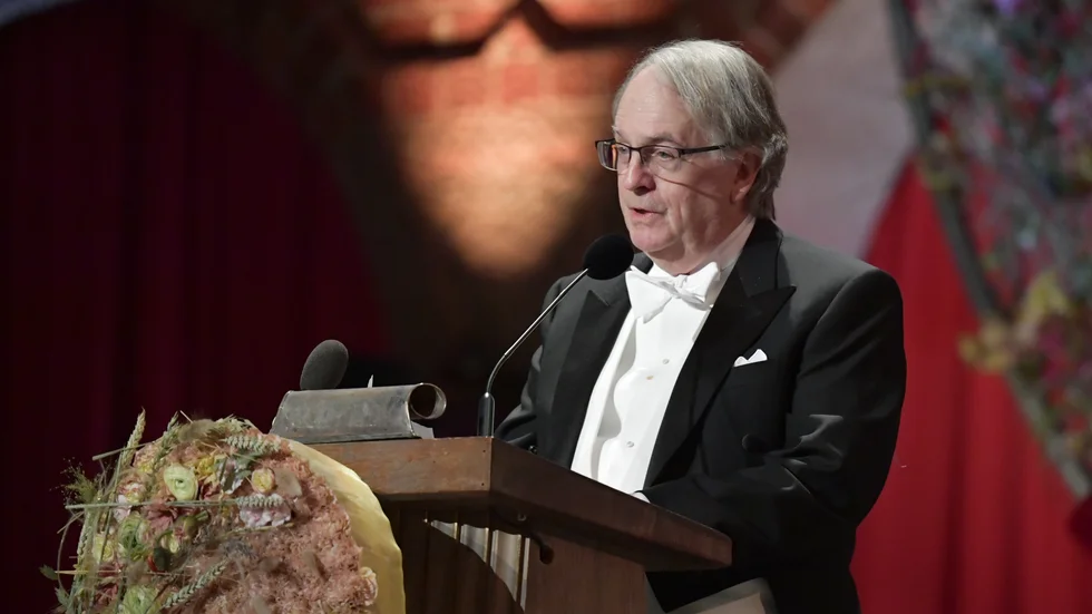 Insändarskribenten menar att man ska lyssna på Nobelpristagarnas råd när det gäller miljöproblematiken. Här M.Stanley Whittingham, Nobelpristagare i kemi.