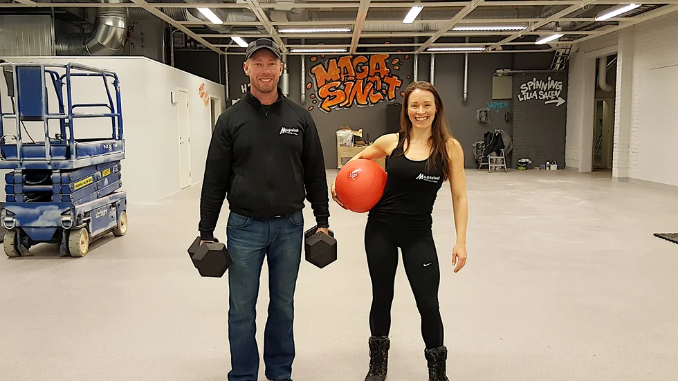 Johan Säfström och Jenny Säfström tar plats i nya Magasinet i Romberga.