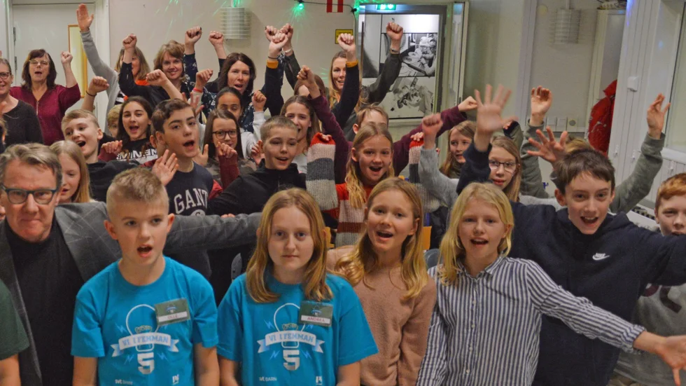 För segrande Skogstorpsskolan klass 5A från Eskilstuna tävlade Olle Karlsson och Andrea Halling. 