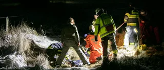 Ponny räddades från dike i långdragen insats