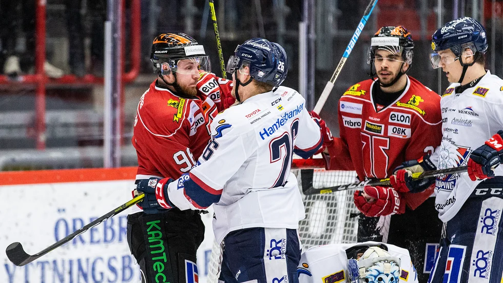 Bråkigt framför LHC-målet.