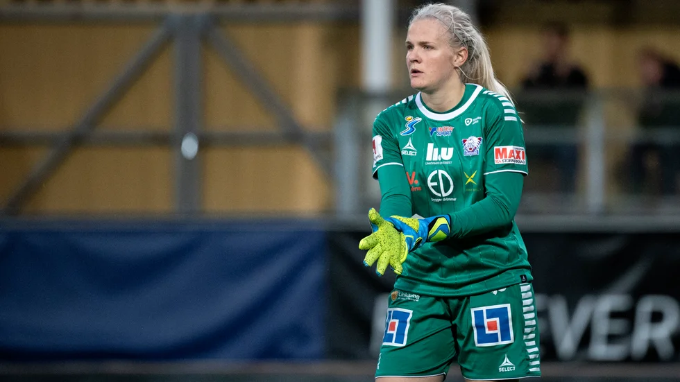 Emma Holmgren flyttar hem till Uppsala.