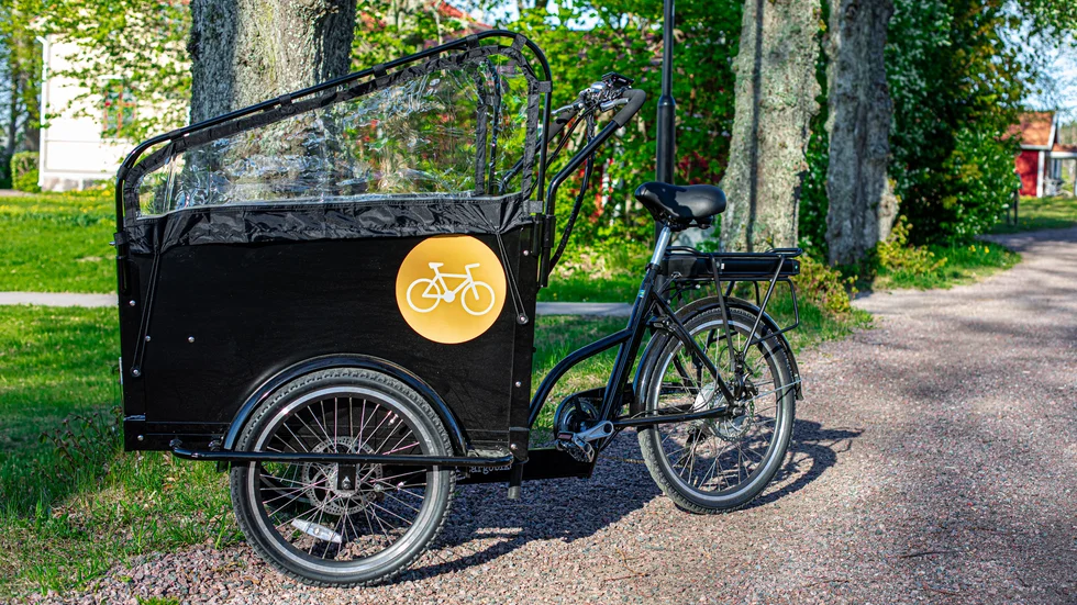 Över 300 sökande är intresserade av att få låna en eldriven lådcykel som denna under tre månader.