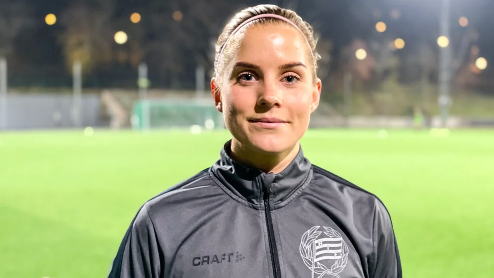 Julia Ekholm efter en av Hammarbys sista träningar på Kanalplan.