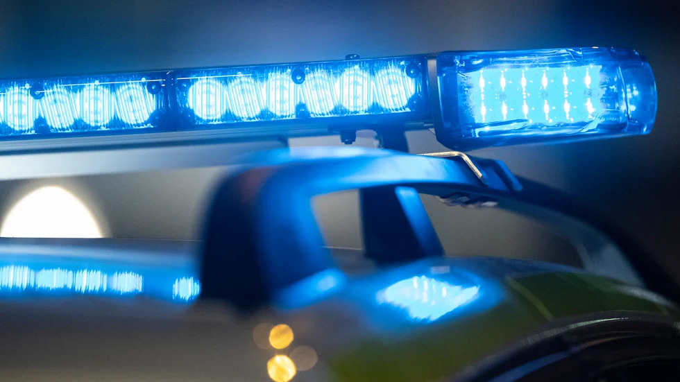 En man i 25-årsåldern skallade en annan gäst på en restaurang i centrala Eskilstuna i natt.