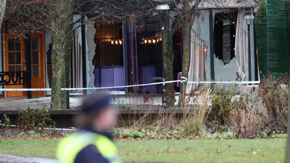 Den grova brottsligheten visade återigen upp sig i Norrköping natten till torsdag när två män sköts till döds på Slottsgatan. 
