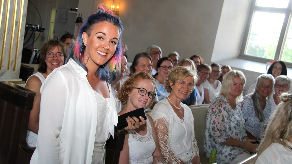 Julkonserten sker nu på söndag i Kisa kyrka. Körledaren Zara Rydman hoppas på en lyckad konsert.
