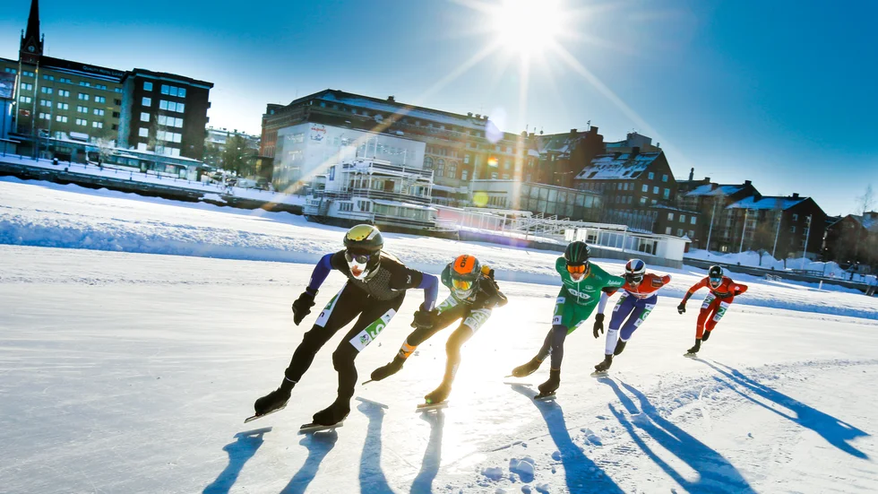 På väg till Luleå. I mitten av februari beräknas de nederländska skridskoeliten anlända till Luleå för att tävla i KPN Grand Prix.