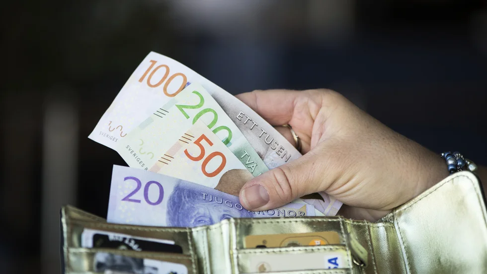 Nära 14 miljoner kronor får kusinbarnen dela på.