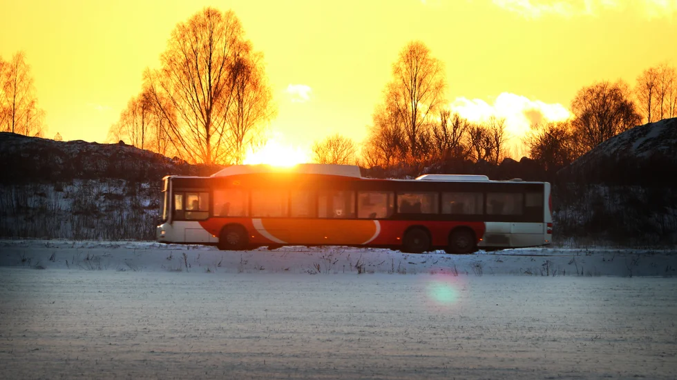 Fortfarande är det ytterst få bilresor som är billigare än en resa med kollektivtrafiken, skriver Östgötatrafikens vd.