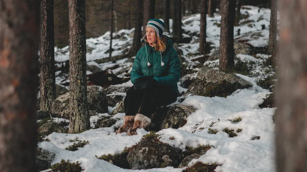 Mirja Palo har tonsatt Paulus Utsis dikter på sin nya EP "Bávllosa Divttat - Paulus Utsis dikter".