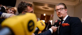 Han vill riva upp mediernas frihet