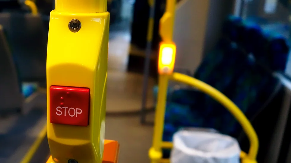 Gick det inte att trycka på stoppknappen i upphandlingsfrågan?