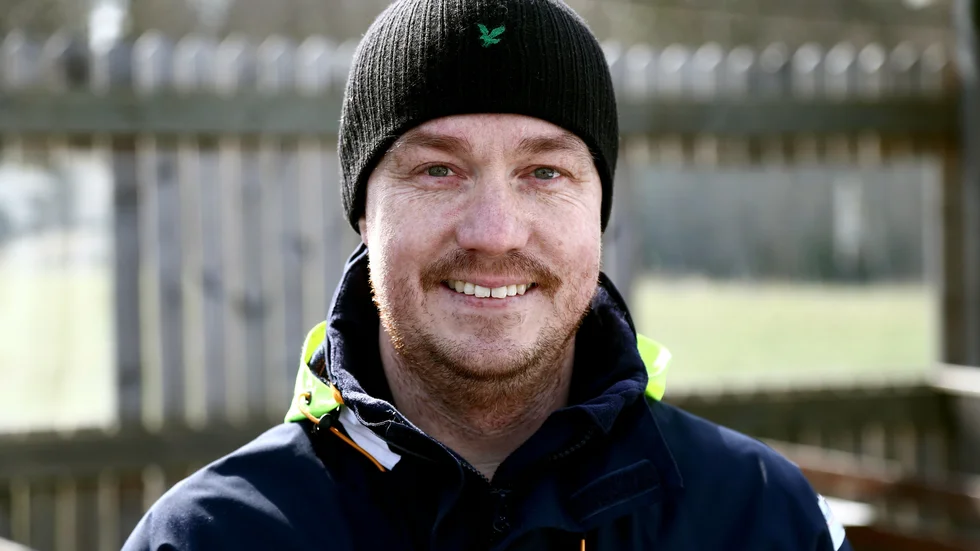 Piratsupportern Robin Moberg har tidigare skänkt pengar till andra krisande lag och efterfrågar nu stöd till Piraterna från motsatt håll.