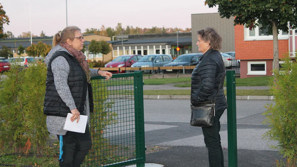 Ia Gremar och Katla Kindestam-Nilsson var på plats vid LSS-boendet under tisdagen.