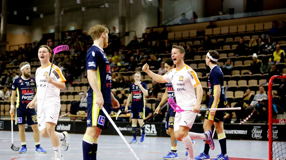 Höllviken chocköppnade i Ica Maxi arena och fick till slut med sig alla tre poäng.