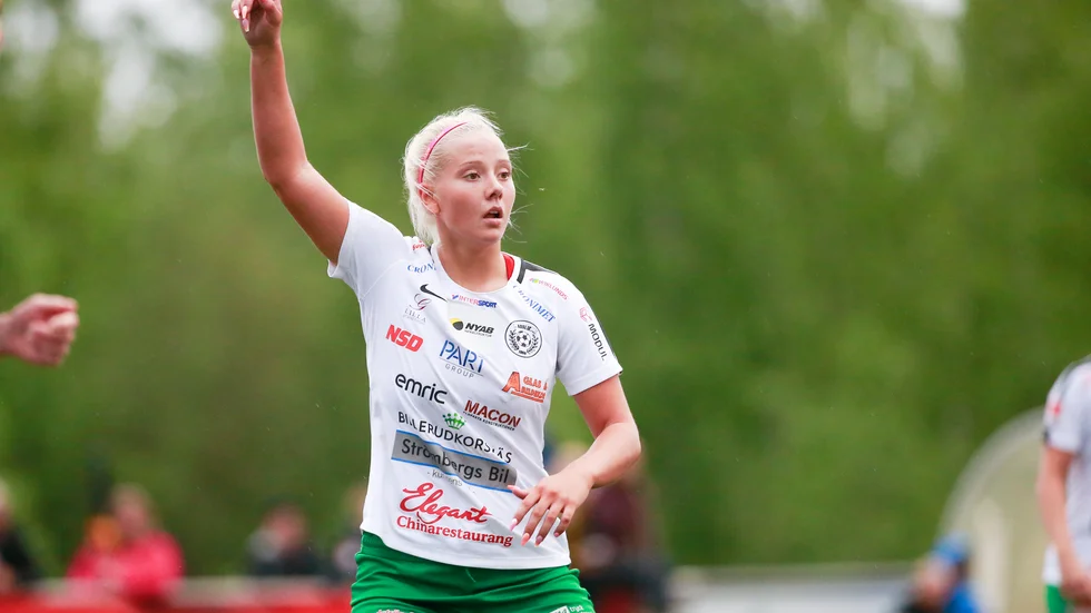 Moa Öhman spelar en avgörande match i elitettans bottenstrid på lördag.