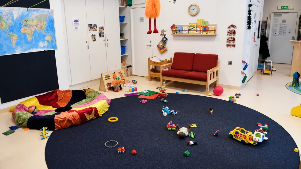 Stora effektiviseringar, är att vänta inom öns förskolor. Sammanlagt ska åtta miljoner ska sparas i år.