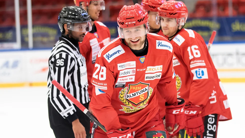 Sebastian Fakt spelade fram till ett mål och satte 5-1 i öppen kasse för Almtuna mot Kristianstad.