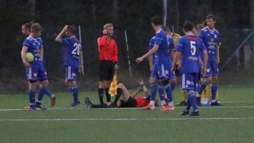 Viktor Jonsson lämnar Storfors AIK för Umeå FC Akademi.