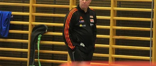 "Bättre att Mbanza spelar sig i form"