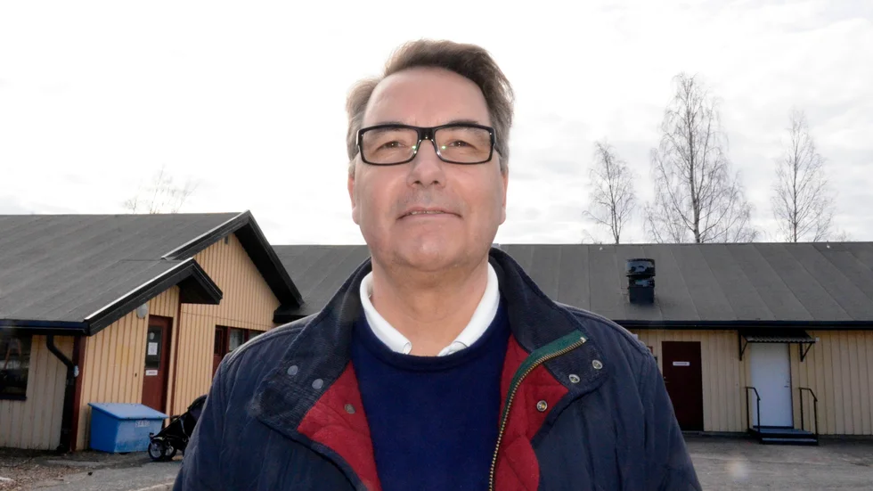 Bertil Sundström framför Björkdungens förskola.