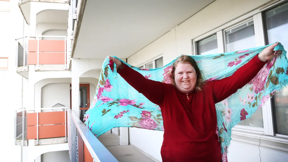 Fångad av en stormvind, idoler som Carola och lusten att sjunga. Maria Bjernestad vill förmedla till andra att även den som har ett handikapp kan. "Bara man har viljan och glädjen", säger hon.