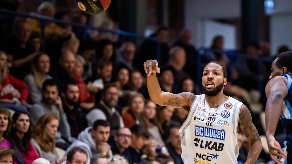 Brandon Rozzell stod för 34 poäng när BC Luleå besegrade Wetterbygden på bortaplan.