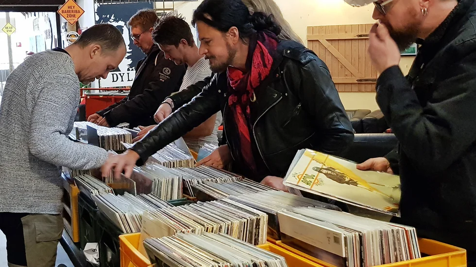 På söndag är det dags för en ny skivmässa på Rock City i Hultsfred. Intresset är redan stort både hos köpare och säljare.