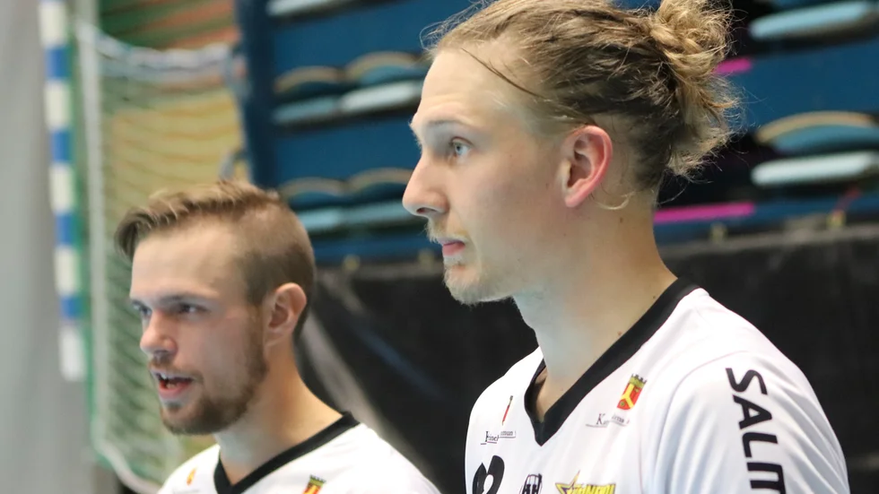 August Härnström gav KIB ledningen med 3-2 i inledningen av andra perioden mot Onyx.