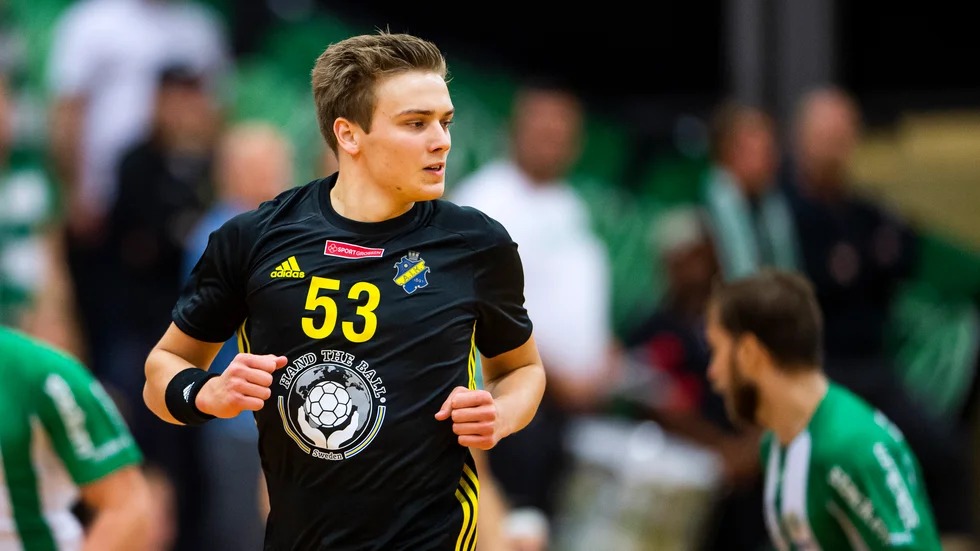 AIK:s vänstersexa Andreas Windahl har bestämt sig för att spela med Guif framöver.