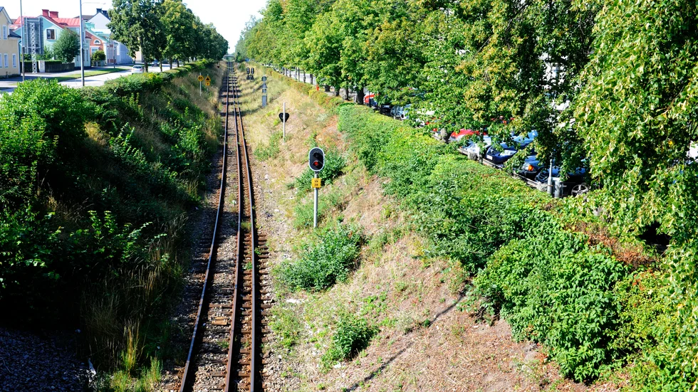 2012 satte Trafikverket upp som mål att halvera antalet dödsolyckor till 2020. Men på de sju senaste åren har 153 personer dött på järnvägen - bara i region Syd.