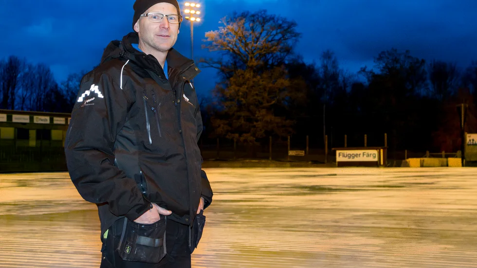Arbetsledaren Patrik Widing tror inte att isen ska vara något problem när IFK Motala tar emot Hammarby. 