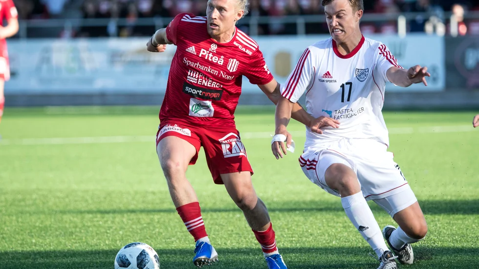 Gustav Rönnbäck-Wallin lämnar Piteå IF efter säsongen för spel i en högre division. 