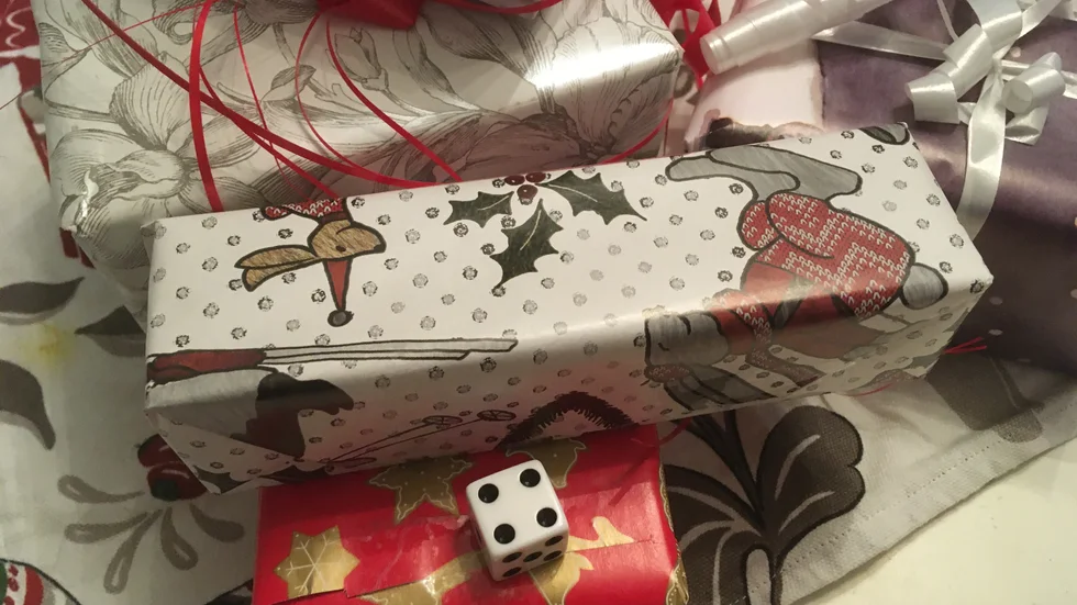 Julklappsspelet har för många blivit en tradition. 