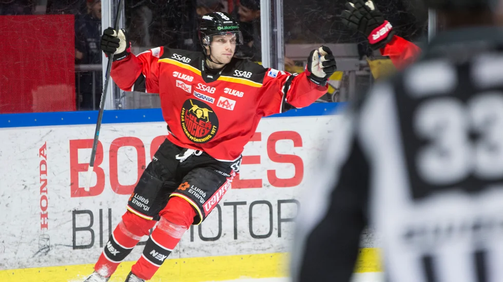 Petter Emanuelsson hade inte gjort mål sedan 22 oktober men nu slog han till i förlängningen mot Djurgården.