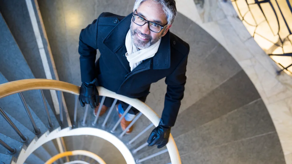 Konstmuseet i Norr håller förvisso stängt just nu på grund av coronaepidemin, men nu tvingas man förändra hela utställningsplanen på grund av att hälften av museets utställningsyta tömts på grund av vattenläckage. "Det handlar troligen om sex månader, minst", säger Selma Green, konstmuseichef.