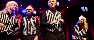 Jacke drar ner på klapparna i jul