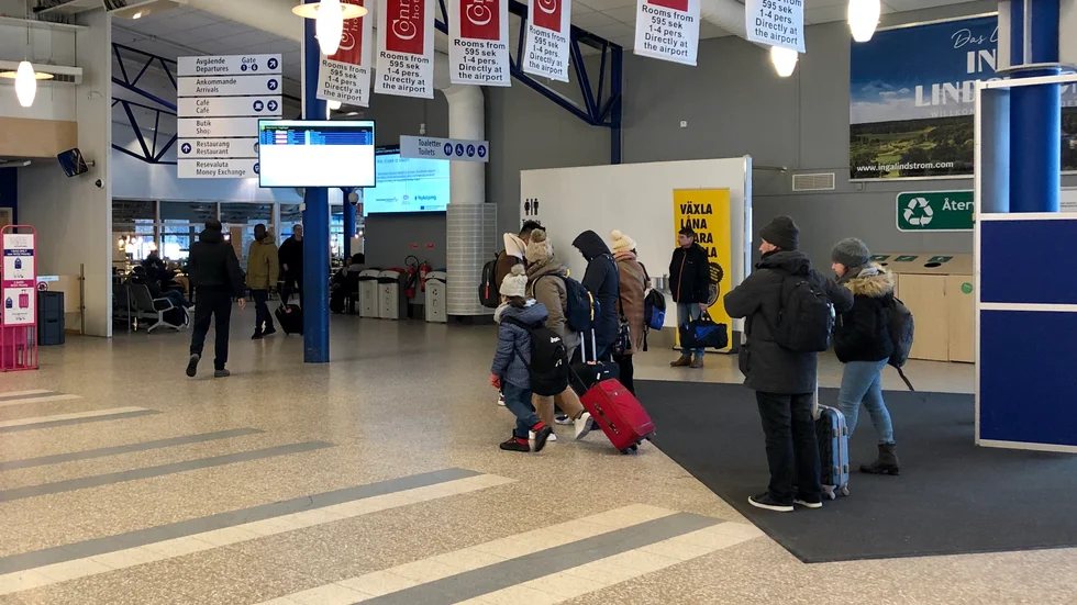 I avgångshallen på Skavsta fanns det på torsdagen ett femtiotal resenärer som väntade på att flyga iväg.