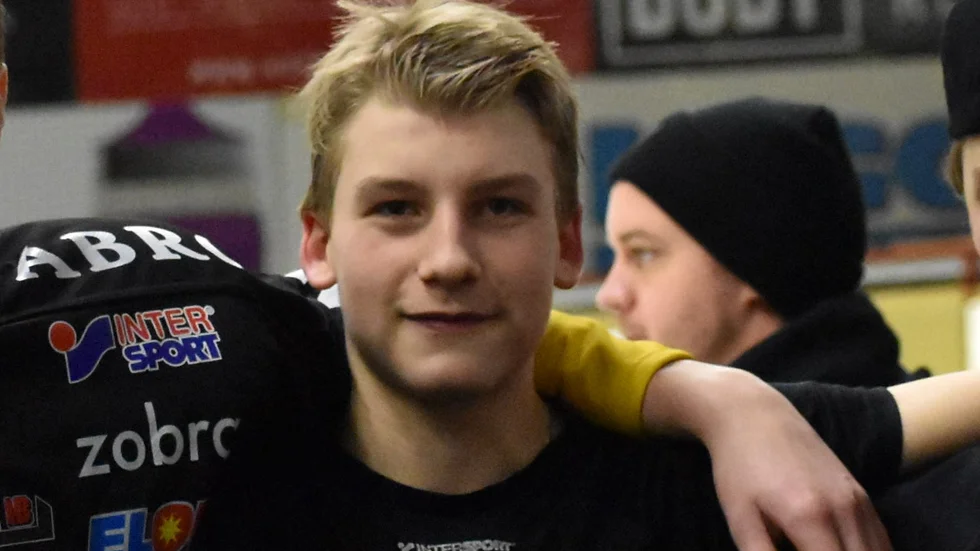 Martin Holmstrand satte två mål när Vimmerbys juniorlag vann mot Tranås. 