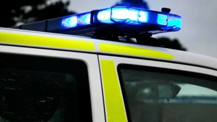 Flera polisanmälningar upprättades efter lägenhetsbråk i Arnö.